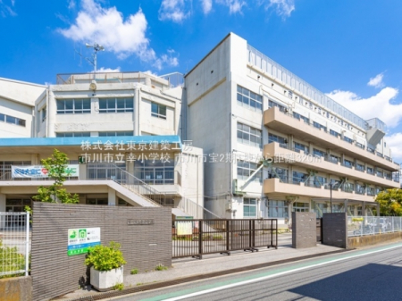 ���ӊ��@-