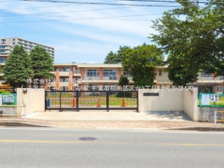 ���ӊ��@-