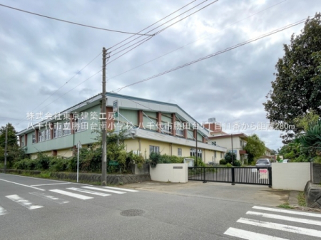 ���ӊ��@-