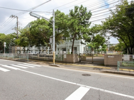 ���ӊ��@-