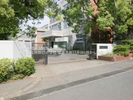 ���ӊ��@-